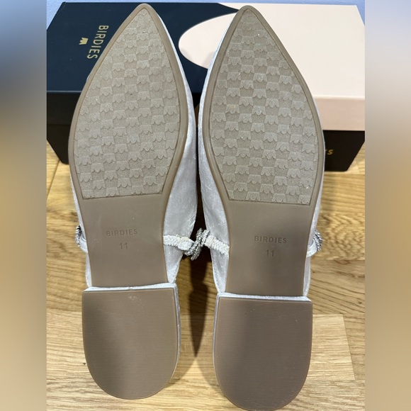 Women’s Size 11 Silver/Pewter Dressy Flats - Picture 5 of 9